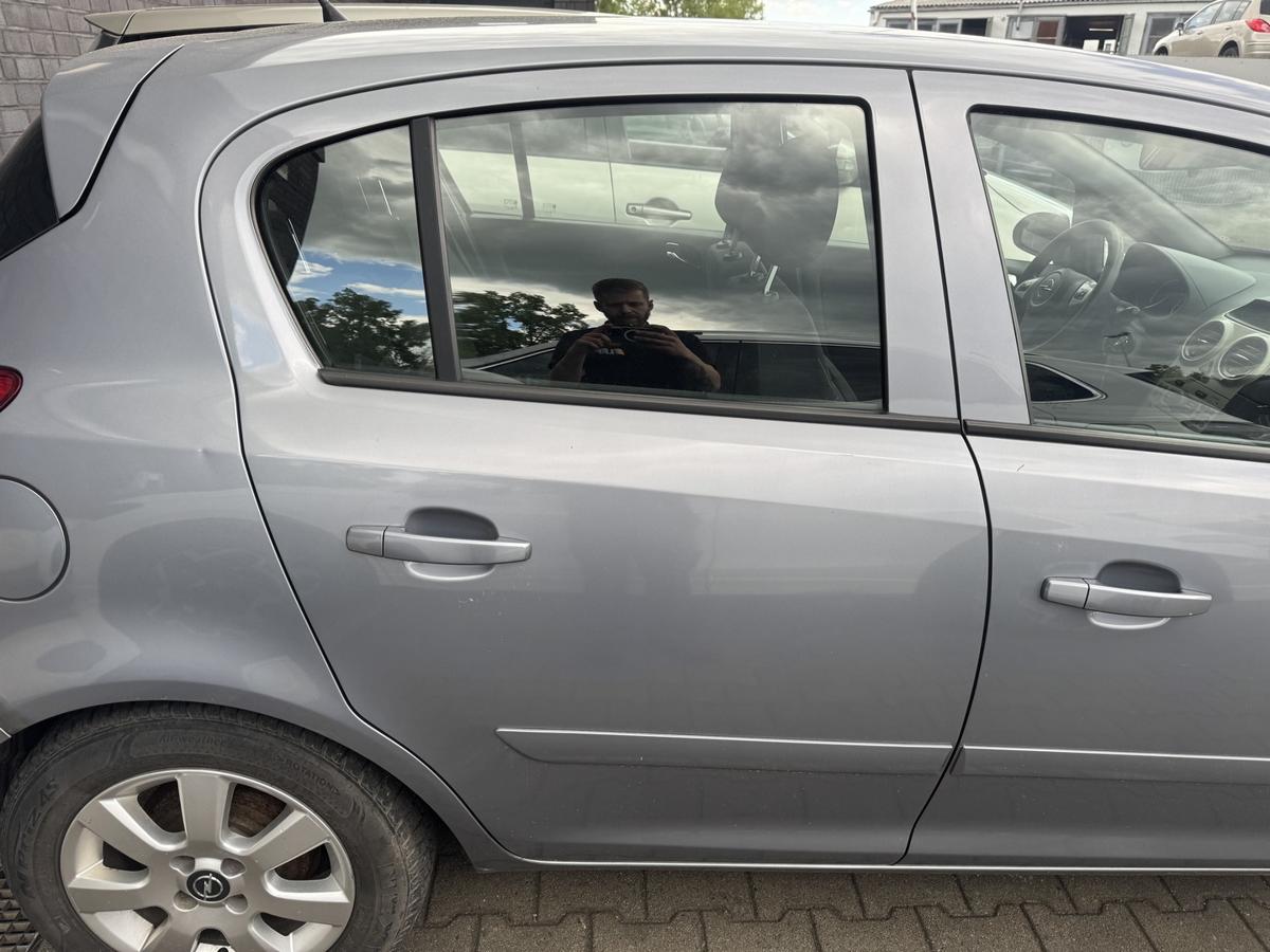 Opel Corsa D original T&uuml;r hinten rechts Z163 Lichtsilber Rohbau Bj.2007